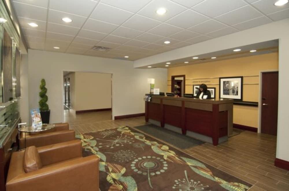 Hampton Inn By Hilton Brampton - Toronto Exterior foto